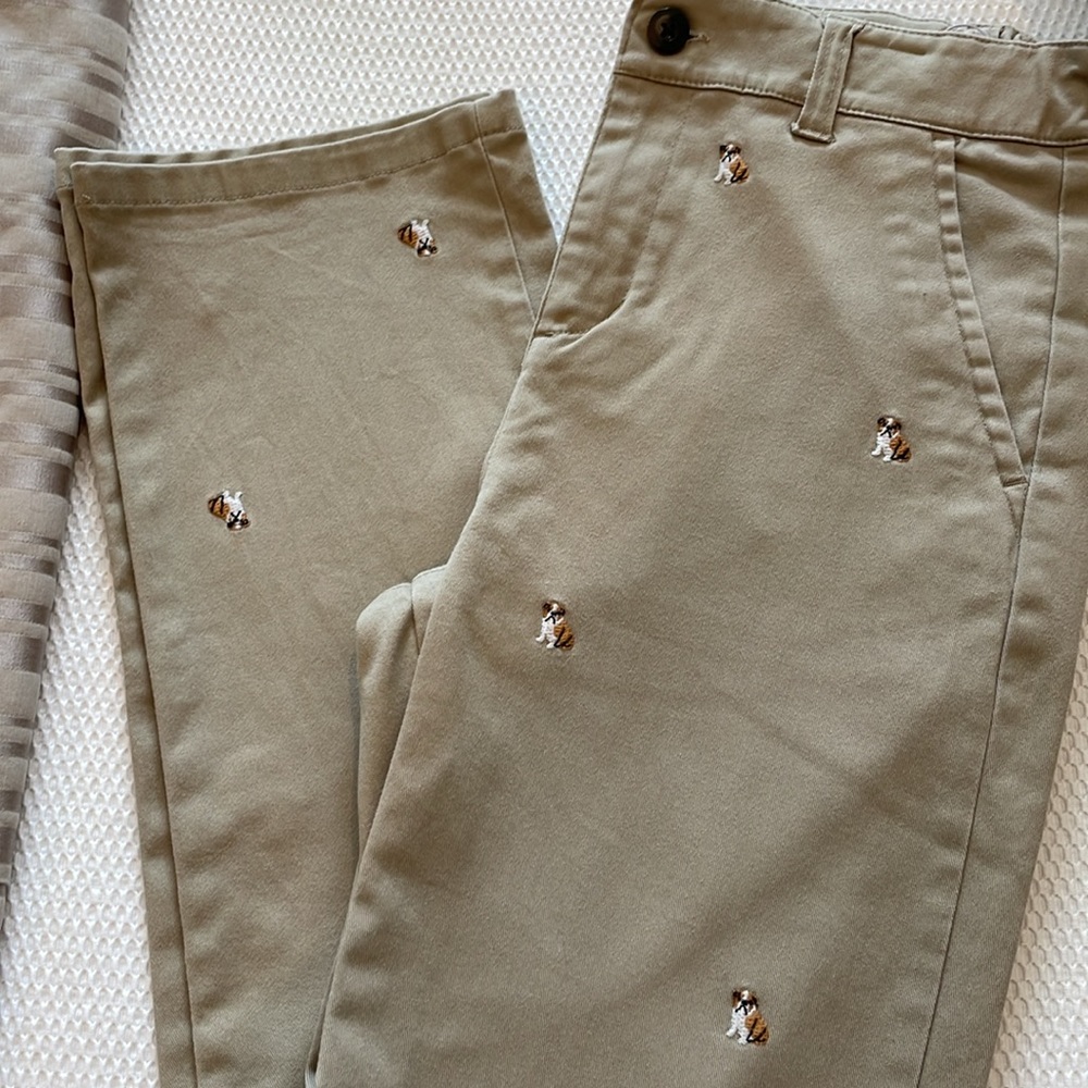 Janie & Jack boys embroidered bulldog khakis.  Great condition!  Size 12